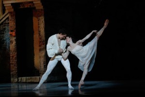 Kevin Jackson and Madeleine Eastoe, ROMEO & JULIET photo JEFF BUSBY_1209 (2)_2