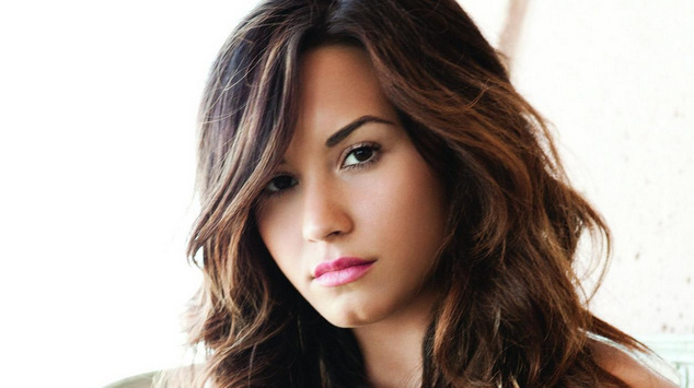 Demi Lovato-002