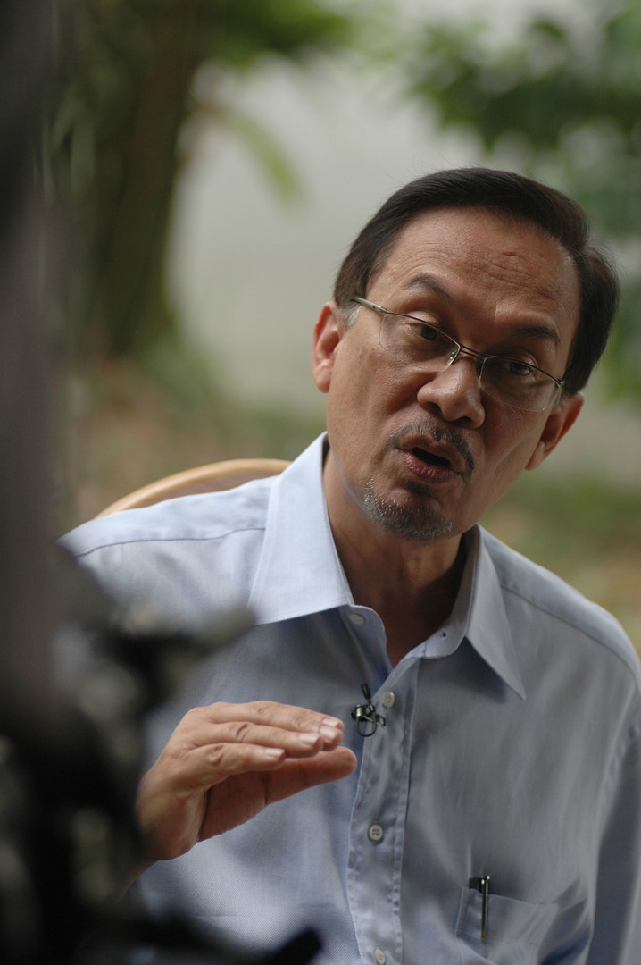 Malaysia's Anwar Ibrahim Convicted of Sodomy Again - OUTInPerth