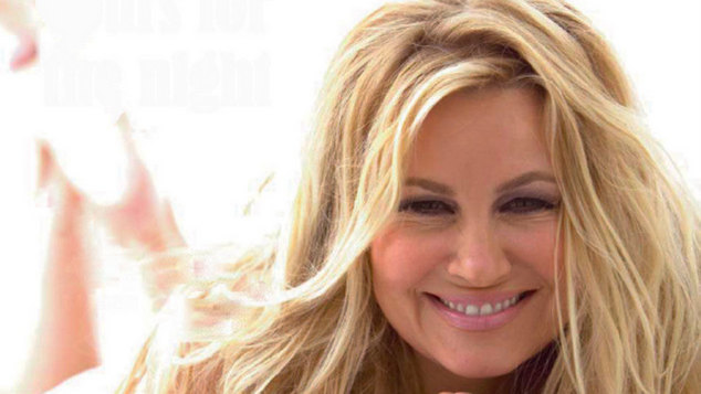 Jennifer-Coolidge-32