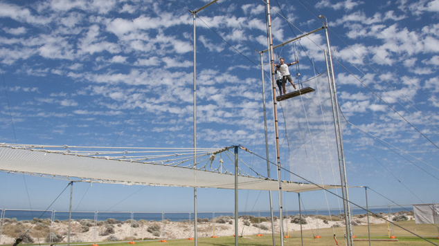 DSC_0158trapeze