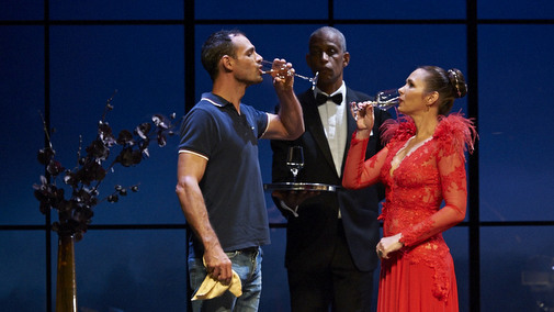 101 Stuart Halusz, Kenneth Ransom, Tasma Walton. Dinner. Image by Gary Marsh