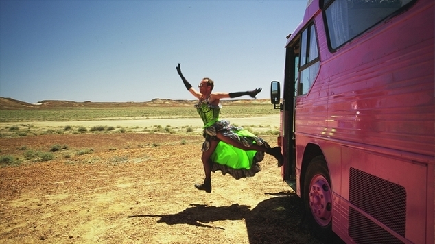 heroimageHugo Weaving as Mitzi Del Bra jumps from bus-®Latent Image Productions Pty Ltd_0b1d80ac
