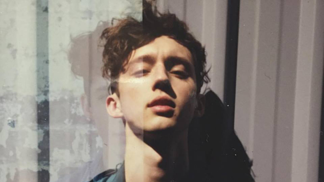 Troye-2015-Polaroid-General-SQUARE