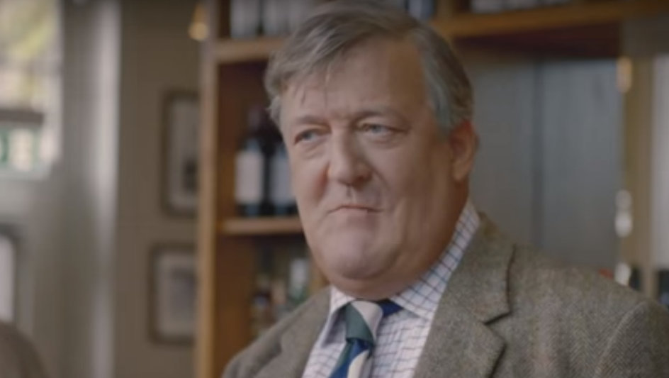 Stephen Fry welcomes you to Heathrow - #UKGuide - YouTube - Google Chrome 7012016 120331 PM