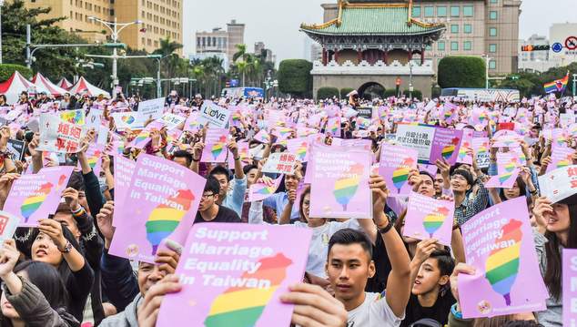 Taiwan Becomes First Nation In Asia To Legalise Same Sex Marriage 