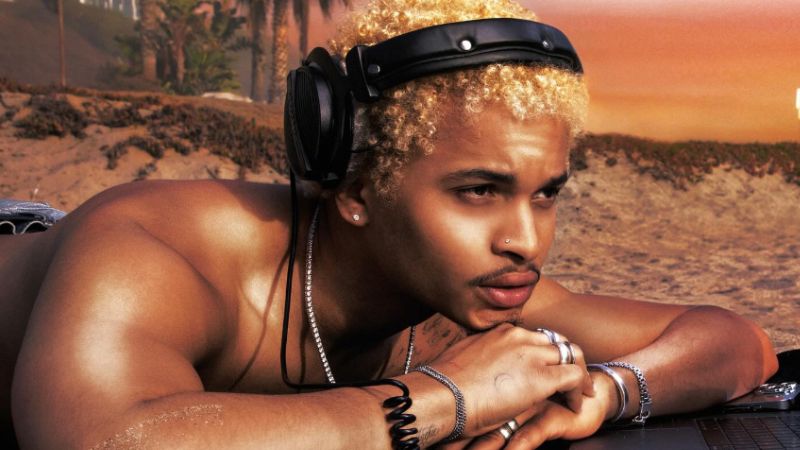 Destin Conrad drops surprise alternative jazz album