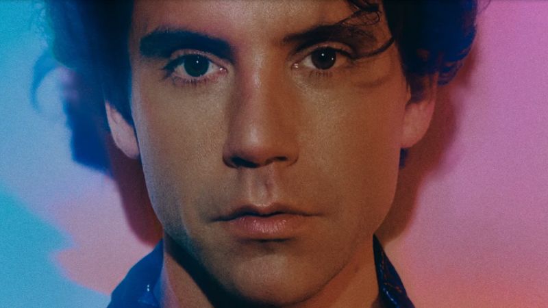 Mika is losing faith in ‘Modern Times’ as he shares creative new video