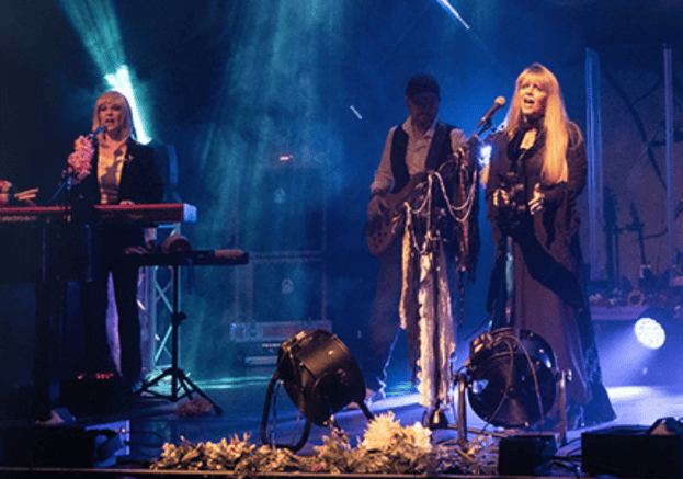 West End hit 'Go Your Own Way' celebrates the music of Fleetwood Mac ...